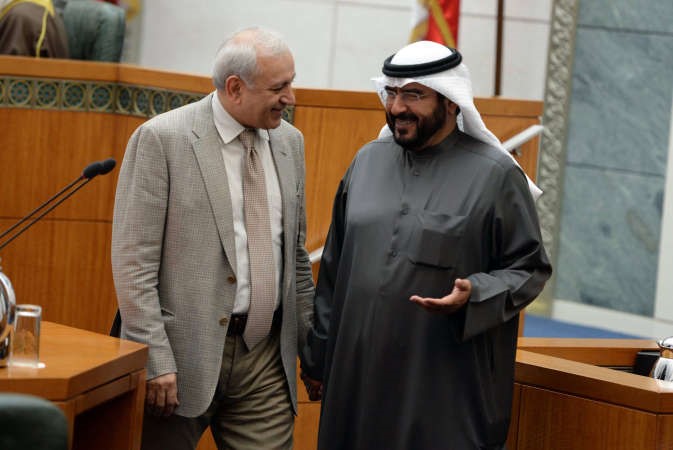 سعدون حماد ودبدر العيسى
