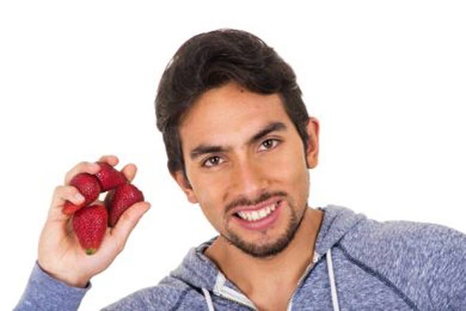 الفراولة منشط طبيعي للرجل والمراة