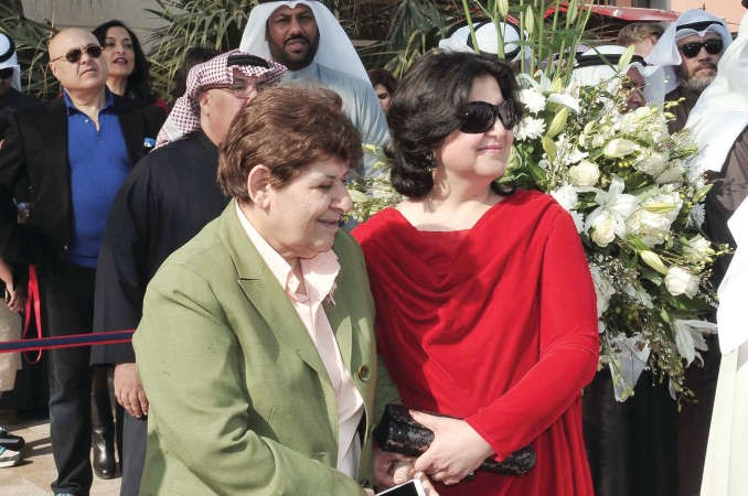 درشا الصباح مع نجلاء النقي خلال الافتتاح