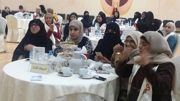 عدد من موجهات الخدمة الاجتماعية خلال الحفل