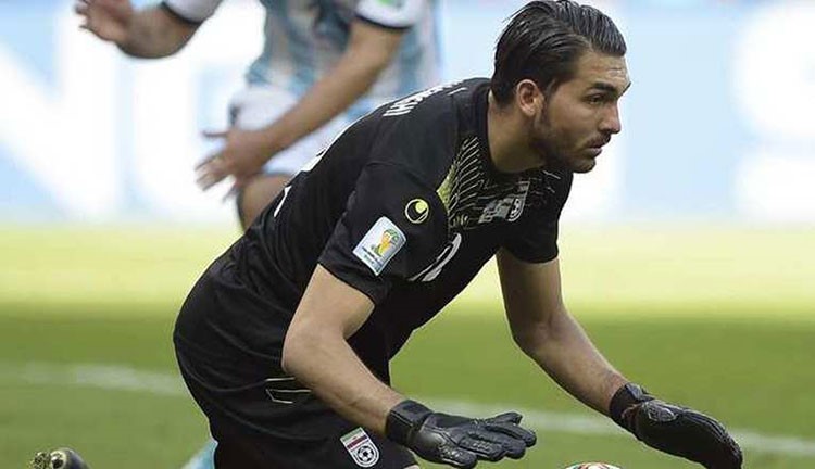 ولاسيما بعد ان تالق في مباريات منتخب بلاده وخاصة تلك التي جمعته بالمنتخب النيجيري