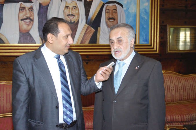 الحاج حسان حوحو متحدثا الى الزميل اسامة ابو السعود﻿