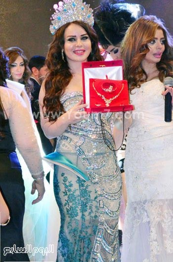 بالصور.. المغربية سلمى كظموط تحصد لقب ملكة جمال العرب 2015 