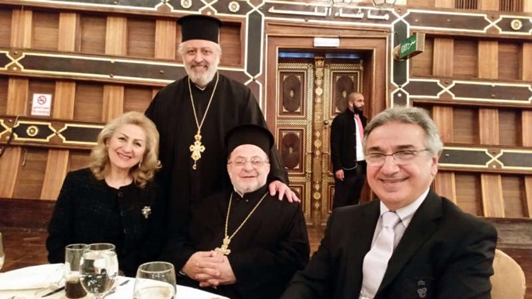 المستشار طارق مفتي مع عدد من الحضور