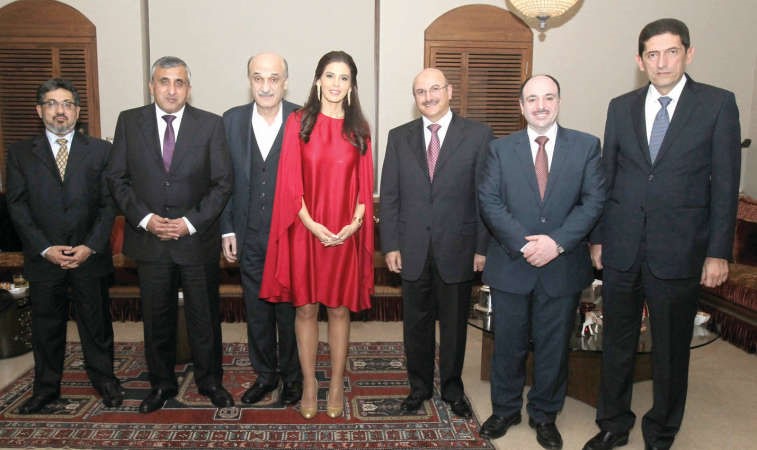 دسمير جعجع وستريدا جعجع وعبد الوهاب البدر واعضاء صندوق التنمية والسفير عبدالعال القناعيمحمود الطويل