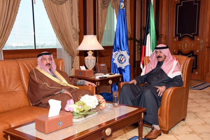  الشيخ محمد الخالد خلال استقباله الفريق ركن فهد الامير