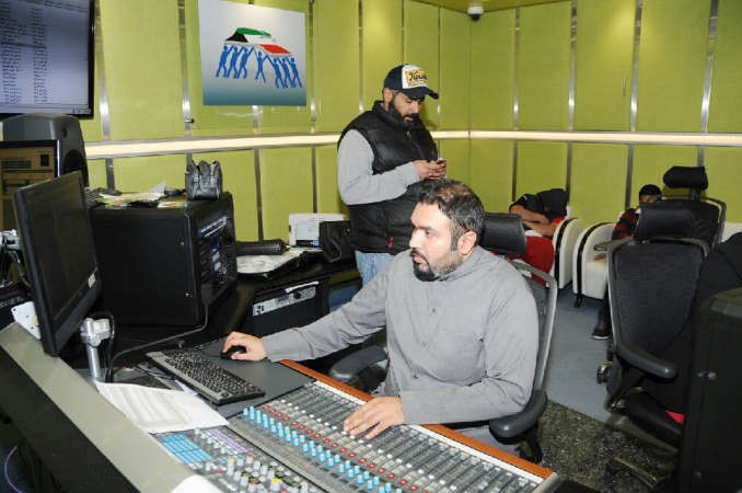 المخرج خالد ملك مشعل العنزي في الاستوديو