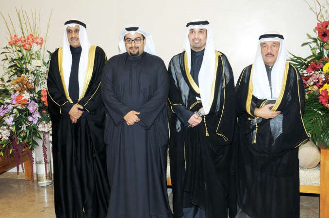 المعرس خليفة الجاسم مع والده احمد الجاسم ووالد العروس محمد الحويتان وعبدالله الحويتان﻿