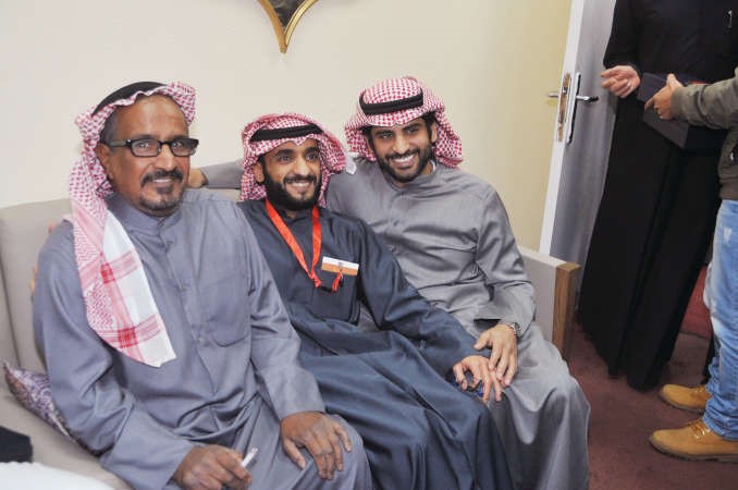 ورئيس اللجنة المنظمة للامسيات الشعرية مشعل الغانم يتوسط بن جدلان وبن علوش﻿