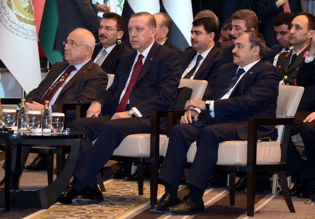 الرئيس التركي رجب طيب اردوغان خلال افتتاح المؤتمر﻿