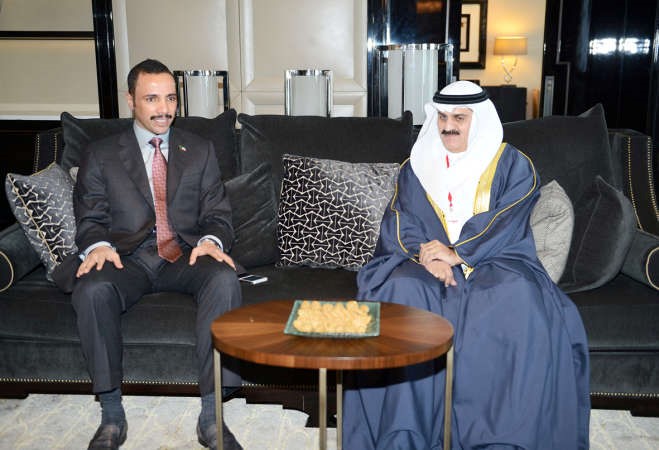 الغانم مع رئيس مجلس الشورى البحريني﻿