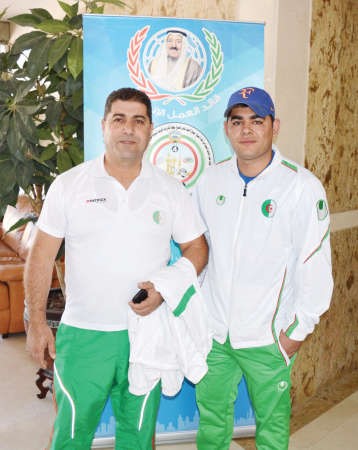 راميان من المنتخب الجزائري 