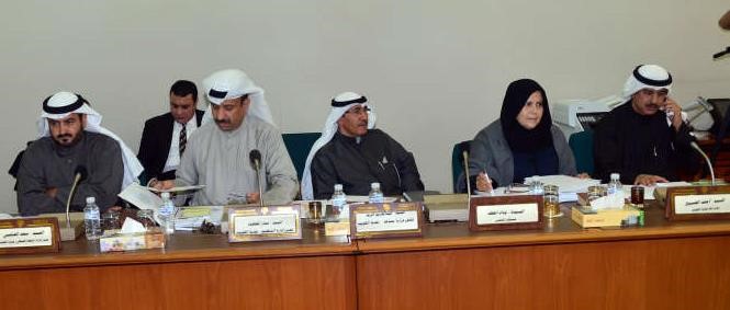 احمد الصبيح ومسؤولو البلدية في لجنة المرافق﻿