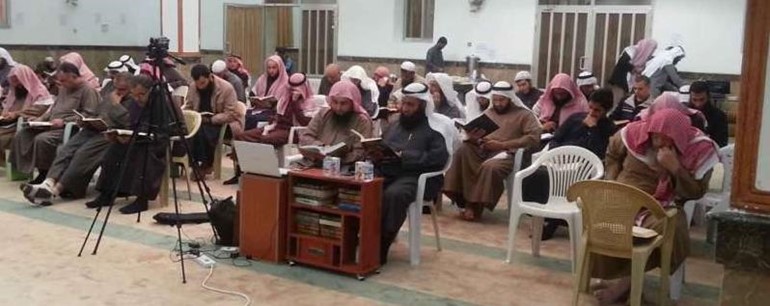 عدد من المشاركين في مجلس السماع الثالث 