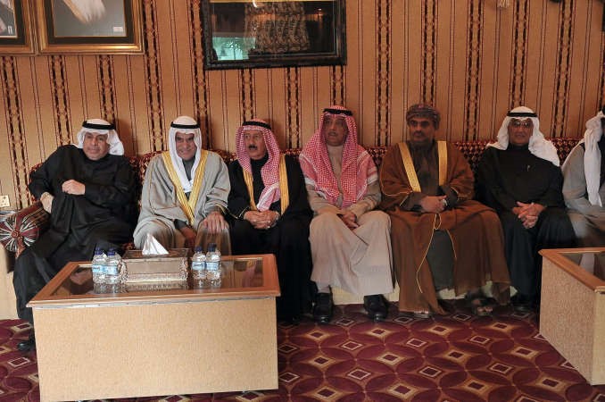 احمد السعدون وجواد بوخمسين والسفير العماني يعزوناسامة ابوعطية 