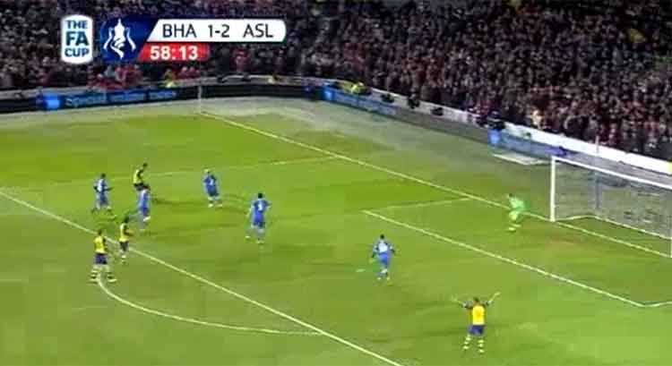 بالفيديو.. خدعة لاعب آرسنال روسيتسكي تثير الجدل