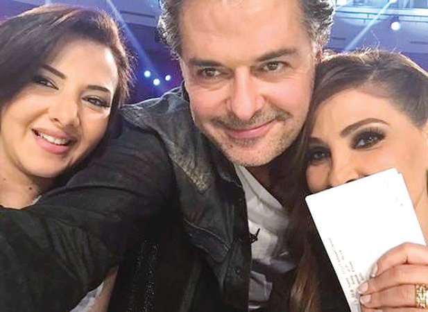 سيلفي بين راغب واليسا ودنيا سمير غانم﻿