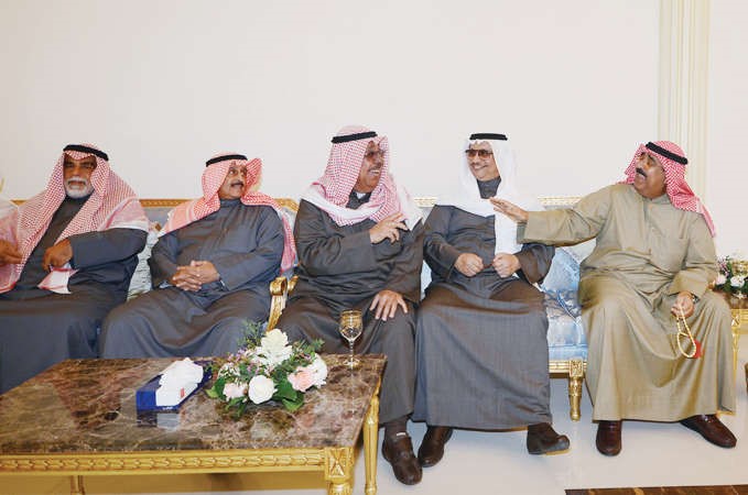 الشيخ مشعل الاحمد وسمو الشيخ جابر المبارك والشيخ جابر الخالد والشيخ دابراهيم الدعيج والشيخ احمد الخالد
