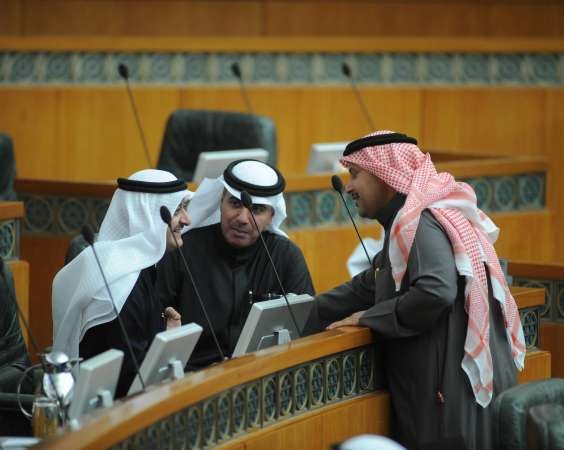الجلال والهاجري والعتيبي
﻿