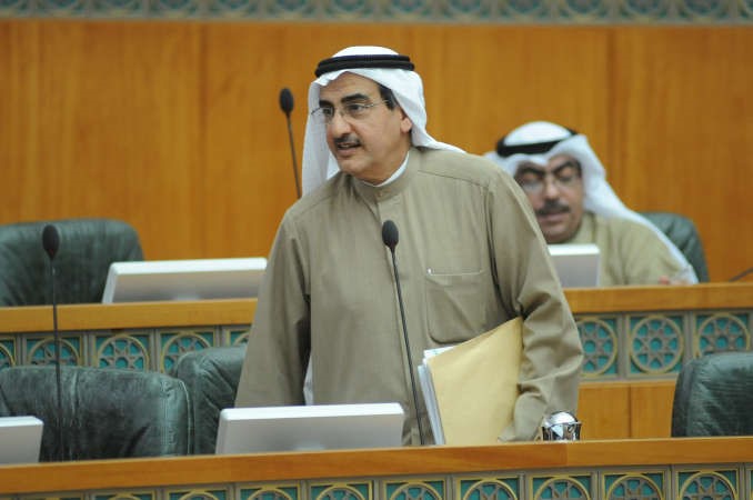 معبدالعزيز الابراهيم خلال الجلسة﻿