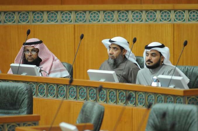 دمحمد الحويلة ودعبدالرحمن الجيران وحمود الحمدان
