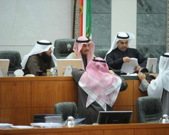 الغانم متوسطا دعبدالله الطريجي وداحمد مطيع هاني الشمري

