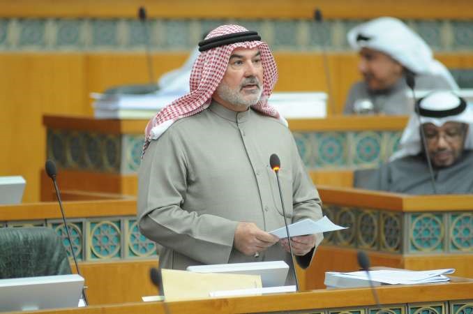 صالح عاشور
