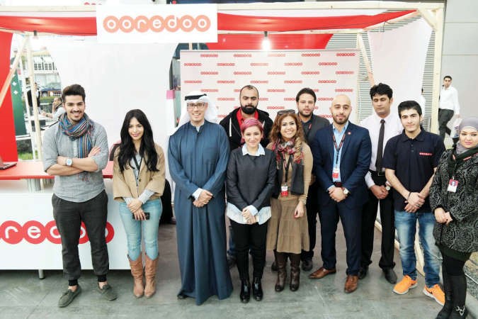فريق ooredoo في ركن الشركة بالمهرجان﻿
