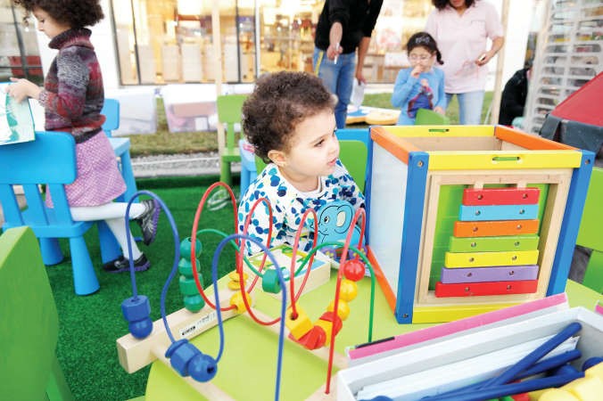 الاطفال كان لهم نصيب من العروض﻿