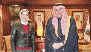 الشيخ فيصل الحمود خلال اللقاء مع الزميلة هالة عمراناسامة ابوعطية﻿