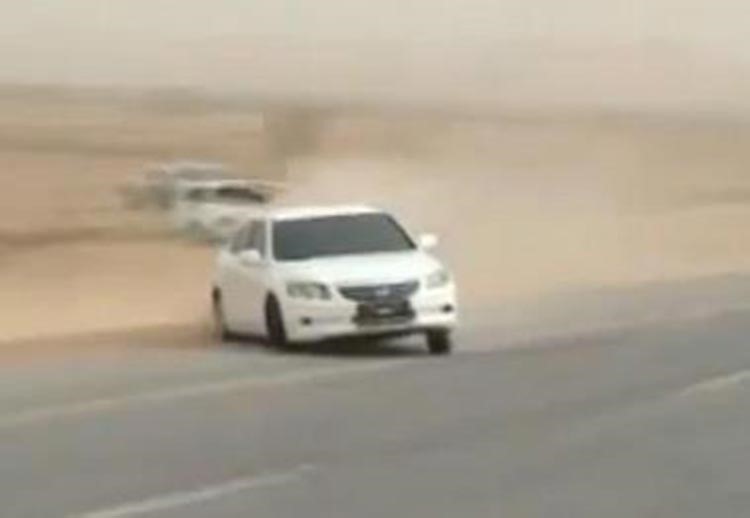 مقحص بحالة غير طبيعية يصيب رجل أمن سعودي 