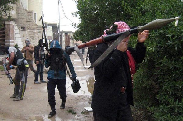 مقاتلو «داعش» ينسحبون من أطراف كوباني والمقاتلون الاكراد يسيطرون على 13 قرية