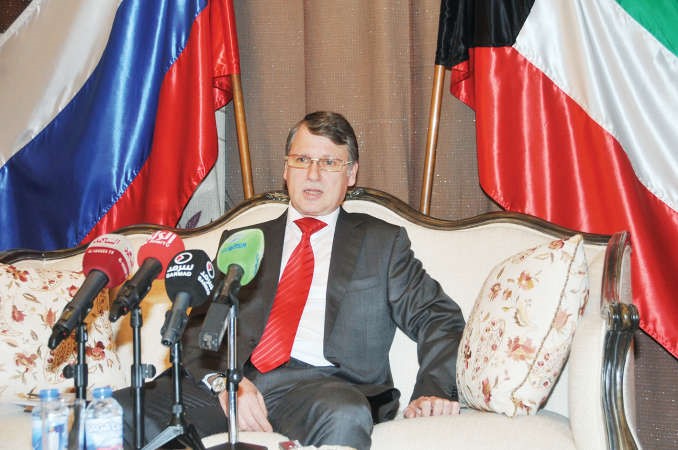 السفير الكسي سولوماتين 