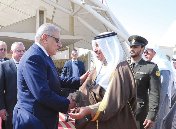 سمو رئيس الوزراء الشيخ جابر المبارك مودعا رئيس مجلس الوزراء المصري مابراهيم محلب ﻿