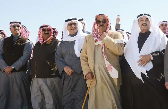 الشيخ فيصل السعود والشيخ مشعل الاحمد وسمو الشيخ ناصر المحمد وسمو الشيخ جابر المبارك