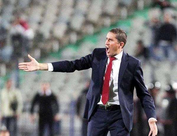مدرب الاهلي جاريدو وضع اللوم على الحكام واللاعبين