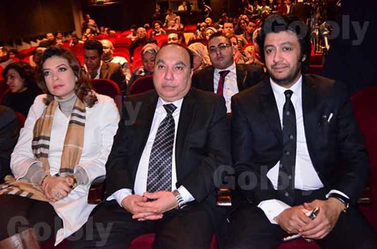 بالصور.. حفل تأبين فاتن حمامة وسط غياب أسرتها وحضور فني متواضع