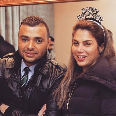 بالصور.. زوجة رامي صبري شبيهة "الشحرورة" تقص شعرها