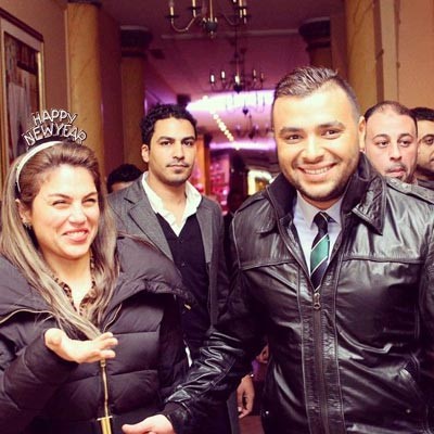 بالصور.. زوجة رامي صبري شبيهة "الشحرورة" تقص شعرها