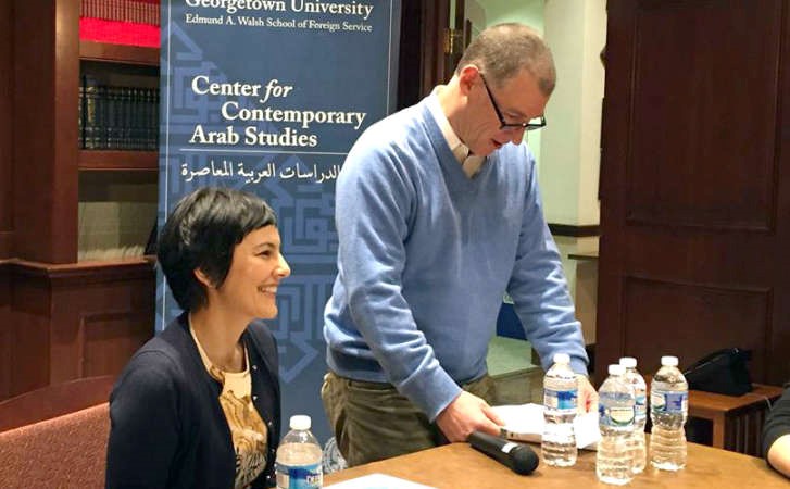 دمي النقيب في جامعة جورج تاون في واشنطن ﻿