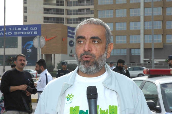 د عادل الزايد﻿
