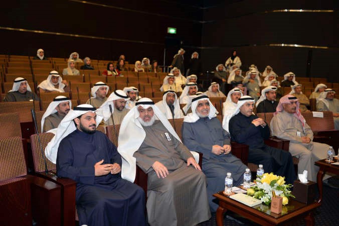 جانب من زيارة اعضاء لجنة الميزانيات البرلمانية الى ديوان المحاسبة