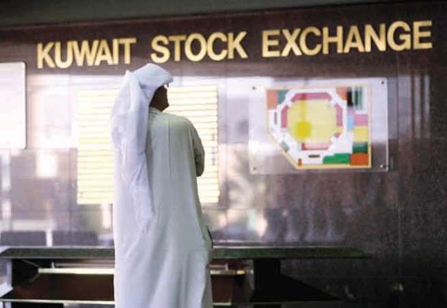 المستثمرون في البورصة الكويتية ينتظرون ان يحصدوا عوائد ايجابية من قرار الغاء فسخ الاسهم بعد اقرار التوزيعة النقدية من الجمعية العمومية ﻿