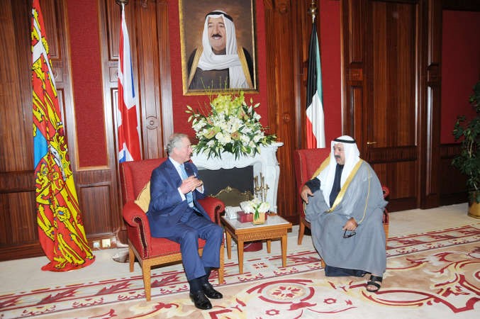 الشيخ ناصر صباح الاحمد مستقبلا صاحب السمو الملكي الامير تشارلز