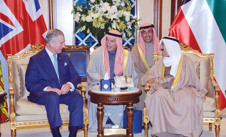 صاحب السمو الامير الشيخ صباح الاحمد مستقبلا الامير تشارلز
