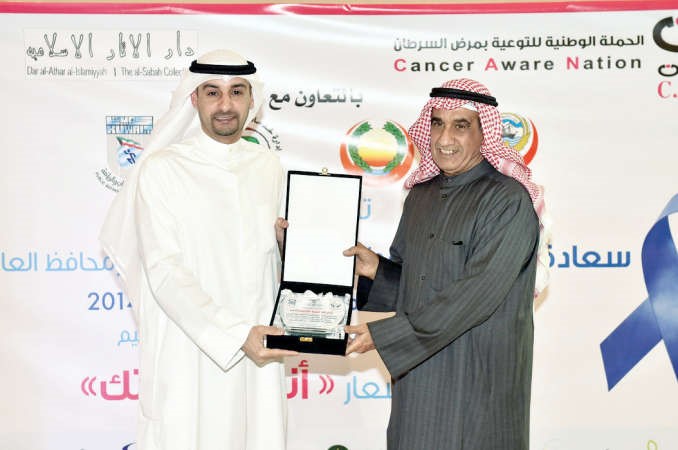 عبدالعزيز ثنيان المشارى مكرما شركة VIVA