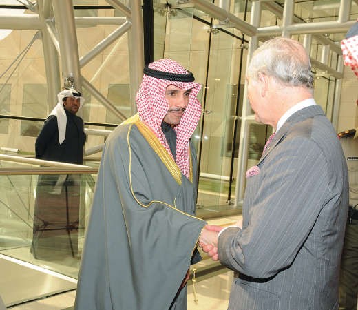 رئيس مجلس الامة مرزوق الغانم مودعا الامير تشارلز ﻿