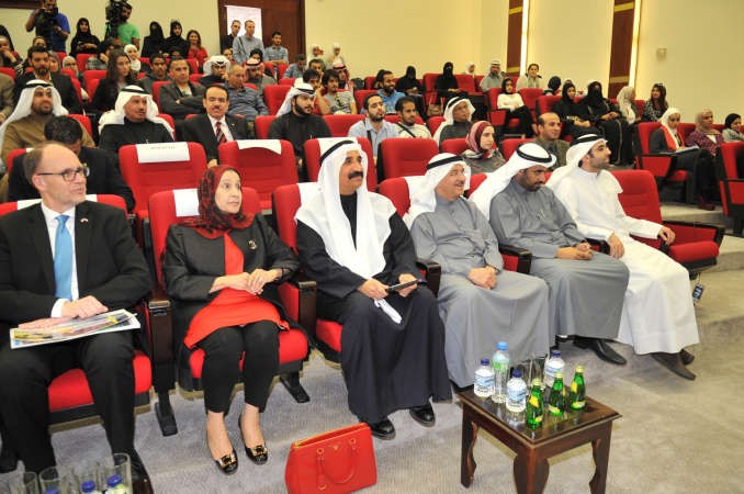 السفير الاميركي دوغلاس سيليمان ود بدر الحجي ود حياة الحجي اسامة ابوعطية