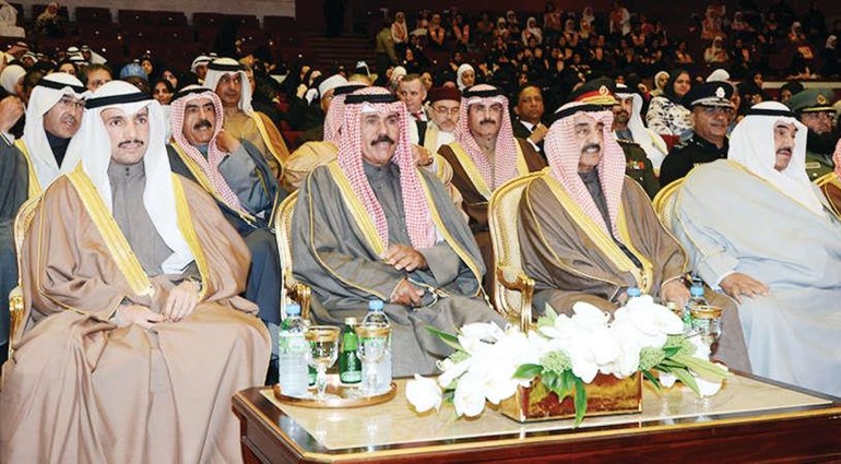 سمو ولي العهد الشيخ نواف الاحمد ومرزوق الغانم وجاسم الخرافي وسمو الشيخ ناصر المحمد