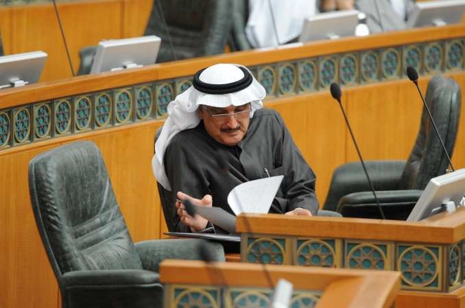 كامل العوضي
